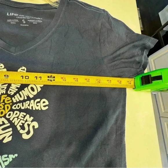 Life is Good V Neck Crusher Navy Flower Art of Optimism Short Sleeve Tee Sz S - Picture 6 of 8